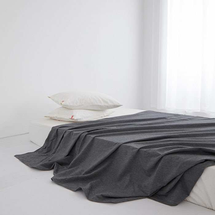 91家纺网 家纺一手货源 找家纺 安莱生活 2023新款水洗棉全棉色织高支高密纽扣款工艺单品床单 深灰