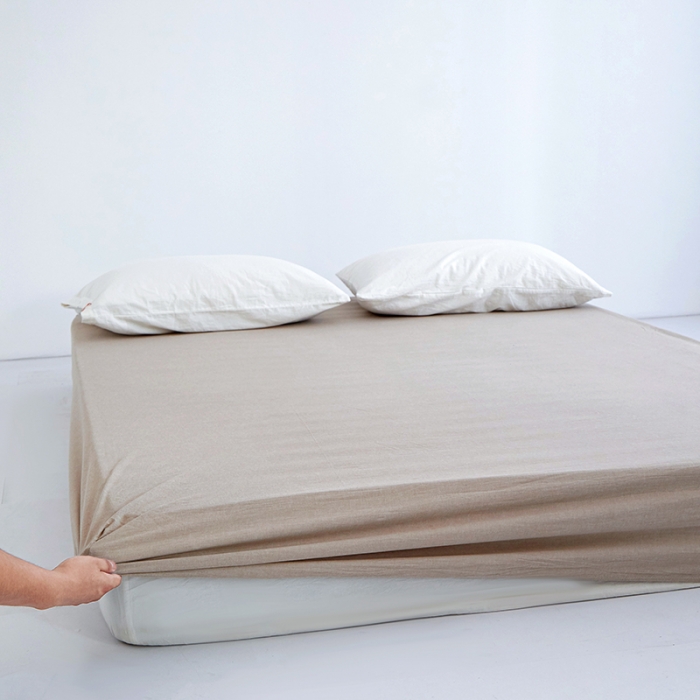 91家纺网 家纺一手货源 找家纺 安莱生活 2023新款水洗棉全棉色织高支高密纽扣款工艺单品床笠 卡其