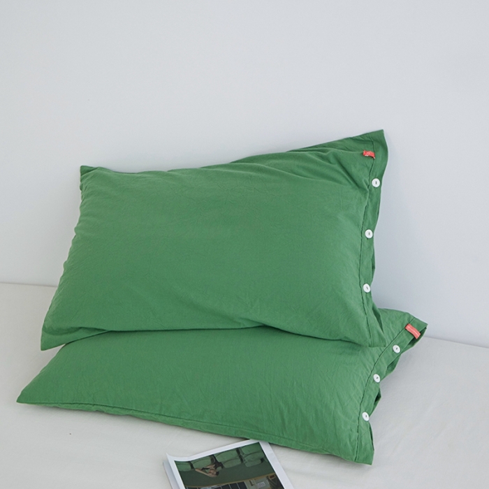 91家纺网 家纺一手货源 找家纺 安莱生活 2023新款水洗棉全棉色织高支高密纽扣款工艺单品枕套 军绿