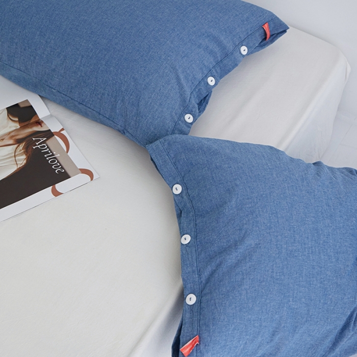 91家纺网 家纺一手货源 找家纺 安莱生活 2023新款水洗棉全棉色织高支高密纽扣款工艺单品枕套 深蓝