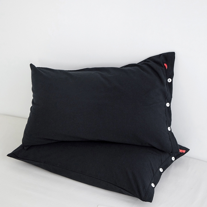 91家纺网 家纺一手货源 找家纺 安莱生活 2023新款水洗棉全棉色织高支高密纽扣款工艺单品枕套 炭黑