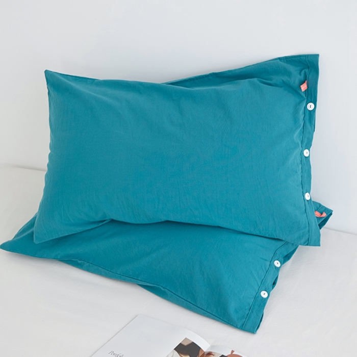 91家纺网 家纺一手货源 找家纺 安莱生活 2023新款水洗棉全棉色织高支高密纽扣款工艺单品枕套 筠雾