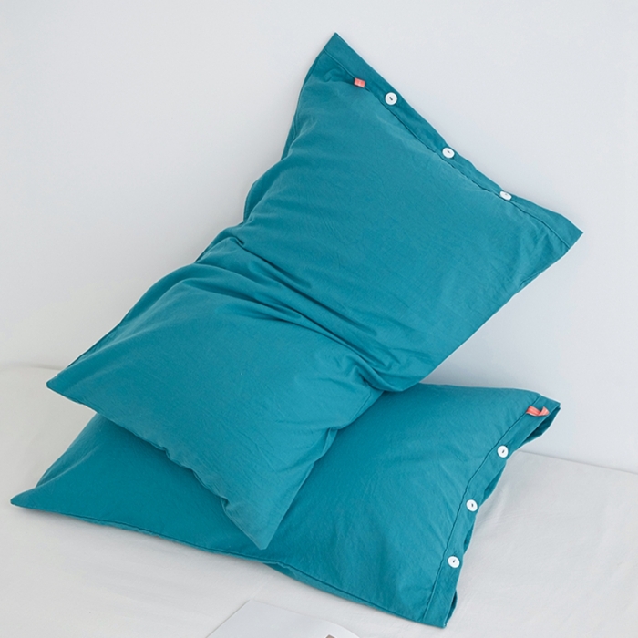 91家纺网 家纺一手货源 找家纺 安莱生活 2023新款水洗棉全棉色织高支高密纽扣款工艺单品枕套 筠雾