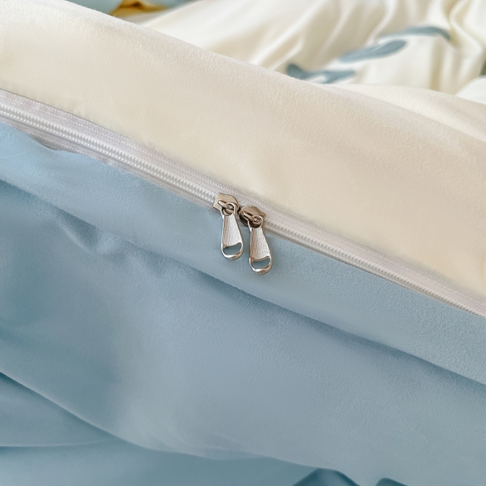 91家纺网 家纺一手货源 找家纺 眠帛 2023新款水洗棉毛巾绣煤球系列学生三件套六件套 煤球繁星蓝