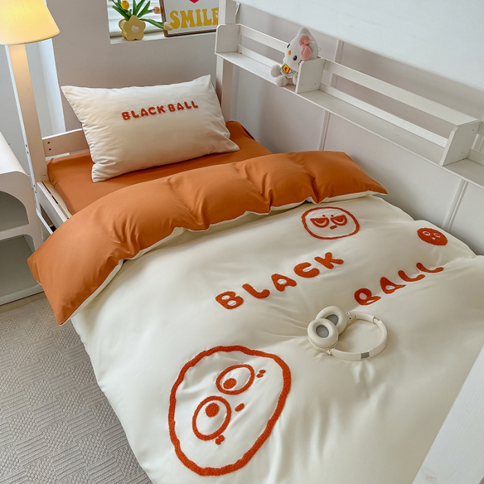 91家纺网 家纺一手货源 找家纺 眠帛 2023新款水洗棉毛巾绣煤球系列学生三件套六件套 煤球焦糖