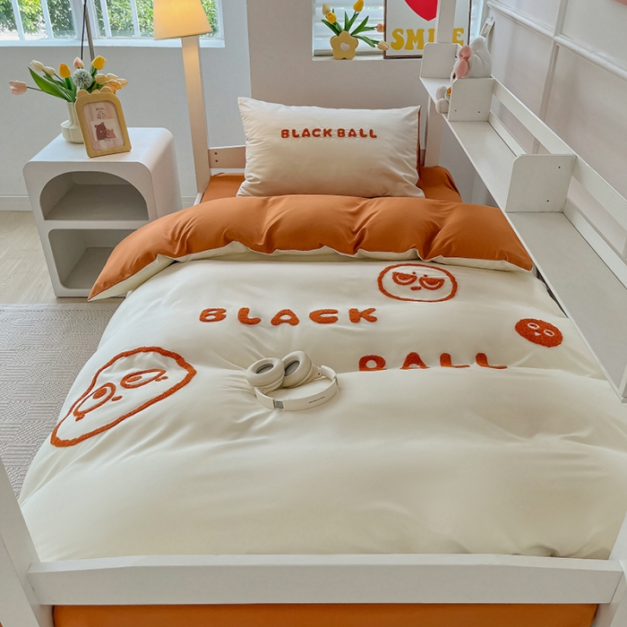 91家纺网 家纺一手货源 找家纺 眠帛 2023新款水洗棉毛巾绣煤球系列学生三件套六件套 煤球焦糖