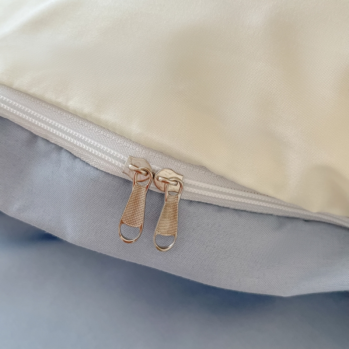 91家纺网 家纺一手货源 找家纺 眠帛 2023新款水洗棉毛巾绣煤球系列学生三件套六件套 煤球蓝灰