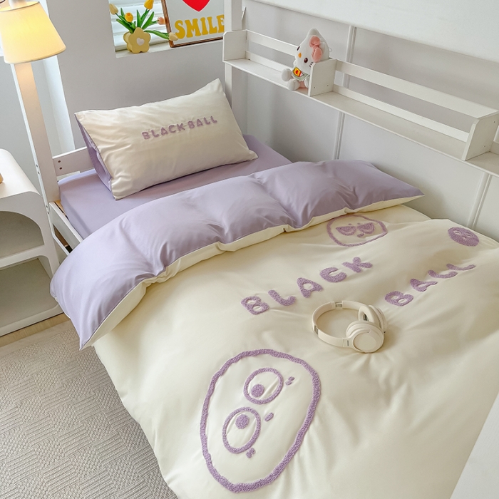 91家纺网 家纺一手货源 找家纺 眠帛 2023新款水洗棉毛巾绣煤球系列学生三件套六件套 煤球浅紫