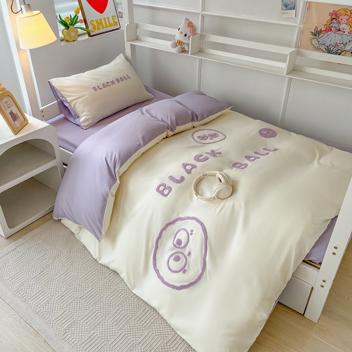 91家纺网 家纺一手货源 找家纺 眠帛 2023新款水洗棉毛巾绣煤球系列学生三件套六件套 煤球浅紫