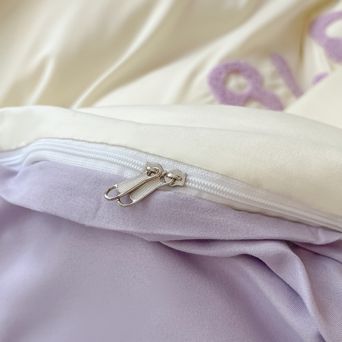 91家纺网 家纺一手货源 找家纺 眠帛 2023新款水洗棉毛巾绣煤球系列学生三件套六件套 煤球浅紫