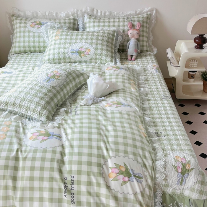 91家纺网 家纺一手货源 找家纺 添越 2024小清新韩版蕾丝款花边纯棉夹棉床盖三件套全棉茉彩-蕾丝款