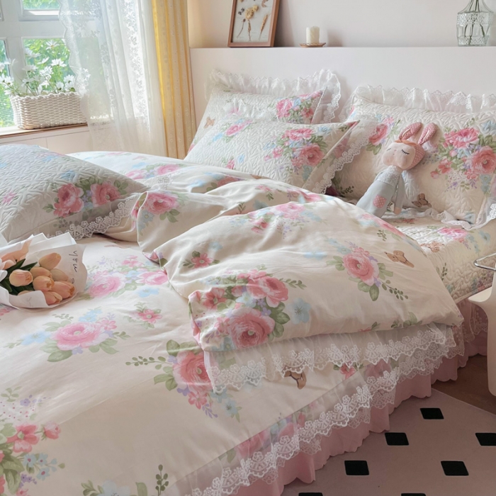 91家纺网 家纺一手货源 找家纺 添越2024小清新韩版蕾丝款花边纯棉夹棉床盖三件套全棉佳人有约蕾丝款