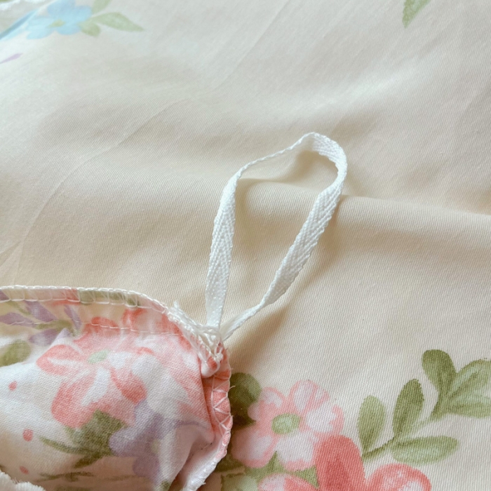 91家纺网 家纺一手货源 找家纺 添越2024小清新韩版蕾丝款花边纯棉夹棉床盖三件套全棉佳人有约蕾丝款