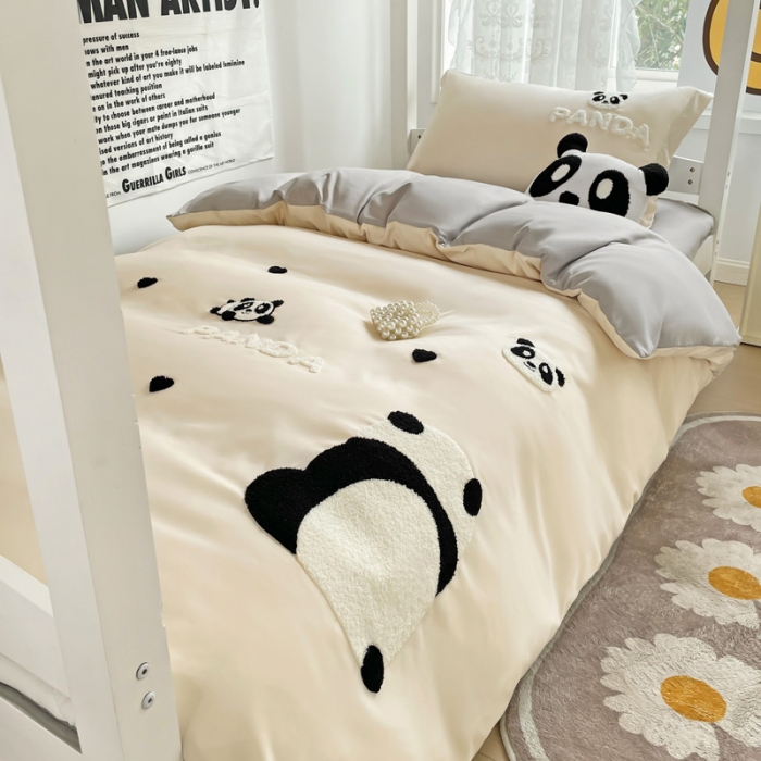 91家纺网 家纺一手货源 找家纺 娜娜 2023新款水洗棉刺绣素色学生三件套 熊猫嘟嘟-白灰