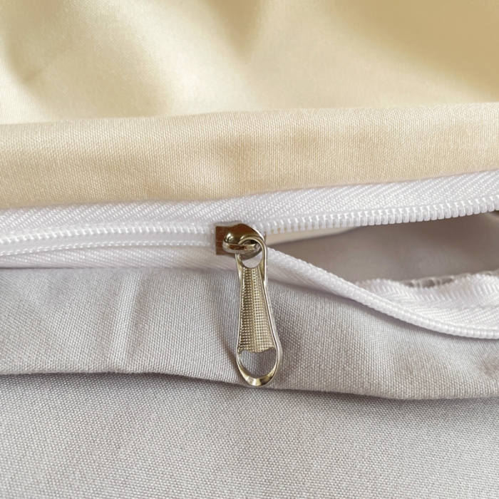 91家纺网 家纺一手货源 找家纺 娜娜 2023新款水洗棉刺绣素色学生三件套 熊猫嘟嘟-白灰