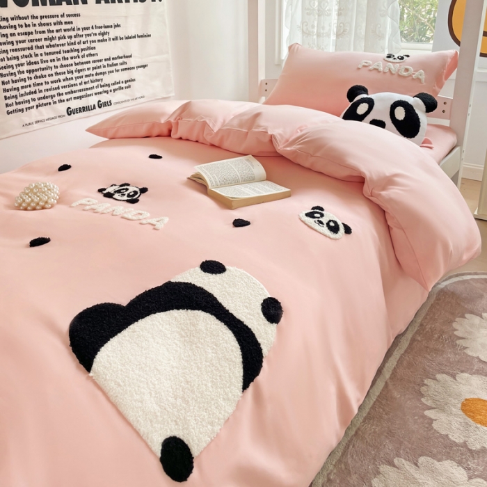 91家纺网 家纺一手货源 找家纺 娜娜 2023新款水洗棉刺绣素色学生三件套 熊猫嘟嘟-粉