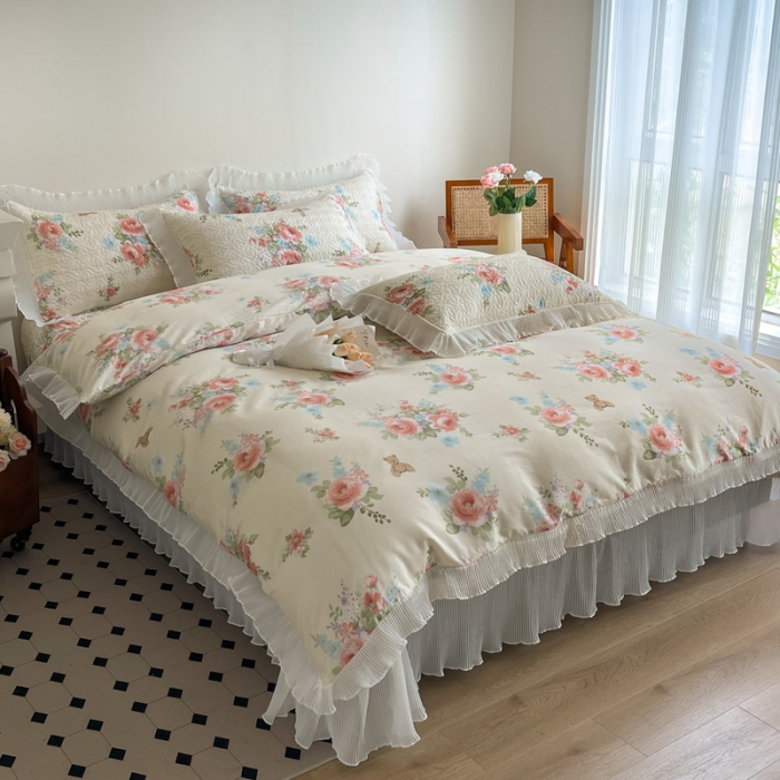 91家纺网 家纺一手货源 找家纺 添越 2024小清新韩版蕾丝花边纯棉夹棉床盖三件套全棉佳人有约