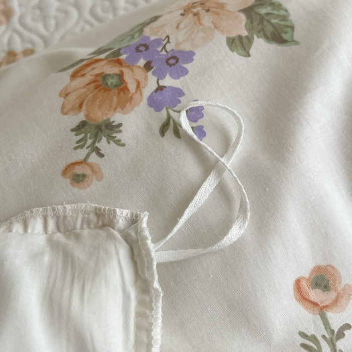 91家纺网 家纺一手货源 找家纺 添越 2024小清新韩版蕾丝花边纯棉夹棉床盖三件套全棉南国佳人