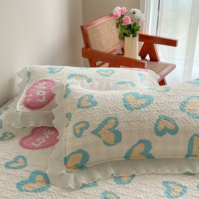 91家纺网 家纺一手货源 找家纺 添越 2024小清新韩版蕾丝花边纯棉夹棉床盖三件套全棉天使之心