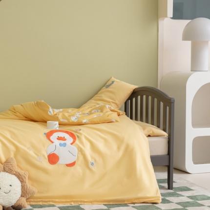 91家纺网 家纺一手货源 找家纺 总喜多兔 2023新款40支13372纯棉小小梦绣花幼儿园被子三件套