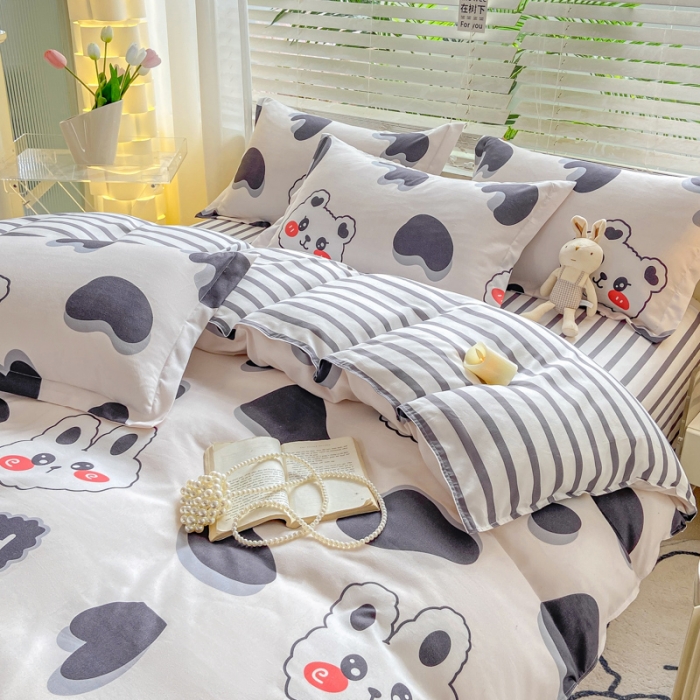 91家纺网 家纺一手货源 找家纺 红日子 2023新款斜纹印花四件套 梦洛依熊