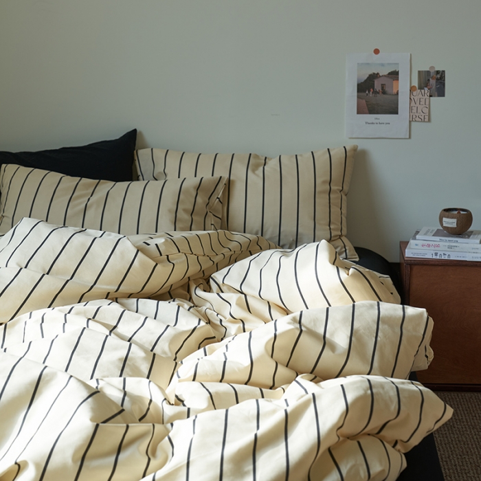 91家纺网 家纺一手货源 找家纺 窝米 2023新款13370全棉四件套简约风系列四件套 落日