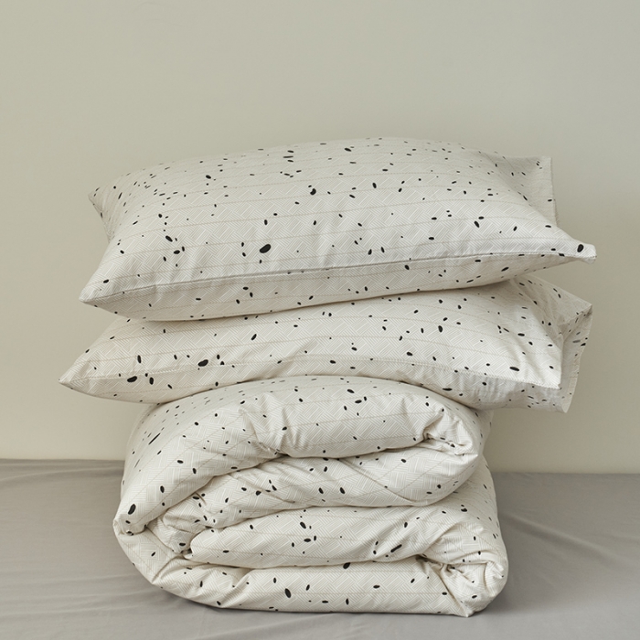 91家纺网 家纺一手货源 找家纺 窝米 2023新款13370全棉四件套简约风系列四件套 平行时空