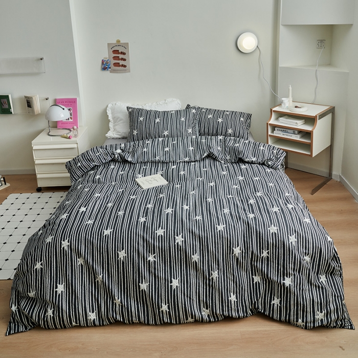 91家纺网 家纺一手货源 找家纺 窝米 2023新款13370全棉四件套简约风系列四件套 小王子