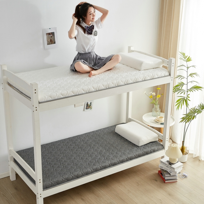 91家纺网 家纺一手货源 找家纺 锦丝钰床垫 2025新款学生多功能冰藤针织棉双面四季两用床垫 格子灰