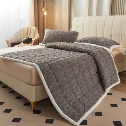 91家纺网 家纺一手货源 找家纺 （总）鑫顺欣 2025新款A类剪花塔芙绒床护垫