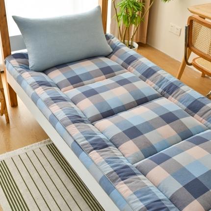 91家纺网 家纺一手货源 找家纺 鑫钰 2023新款学生宿舍专用全棉色织床褥垫褥软床垫整张羽丝棉填充 七彩格蓝