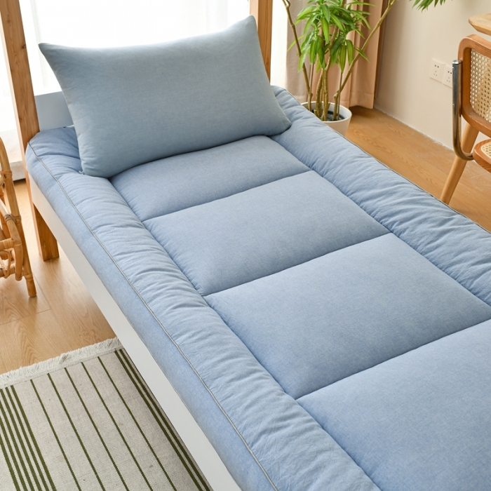 91家纺网 家纺一手货源 找家纺 鑫钰 2023新款学生宿舍专用全棉色织床褥垫褥软床垫整张羽丝棉填充 湖蓝