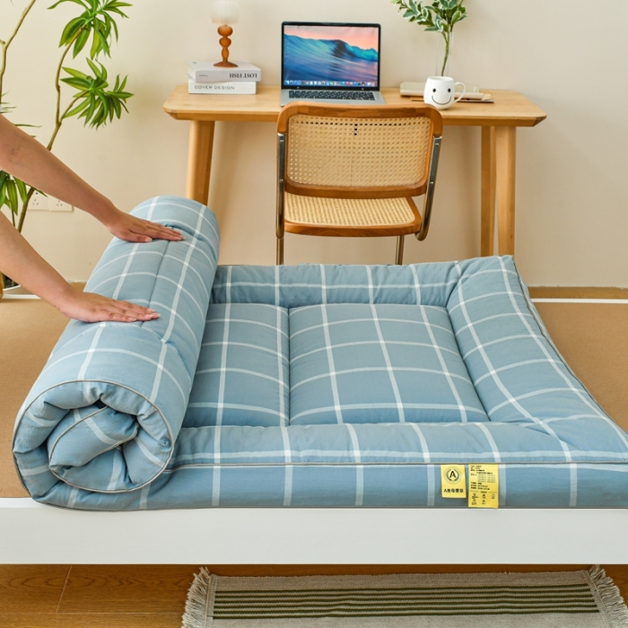 91家纺网 家纺一手货源 找家纺 鑫钰 2023新款学生宿舍专用全棉色织床褥垫褥软床垫整张羽丝棉填充 蓝大格