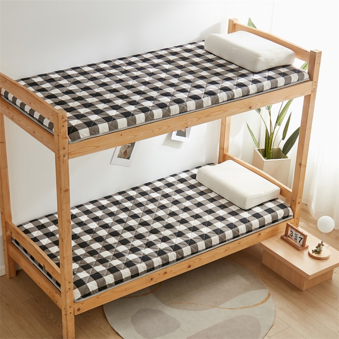 91家纺网 家纺一手货源 找家纺 寐珂 2025新款水洗棉棉花床垫系列-学生款 黑白中格