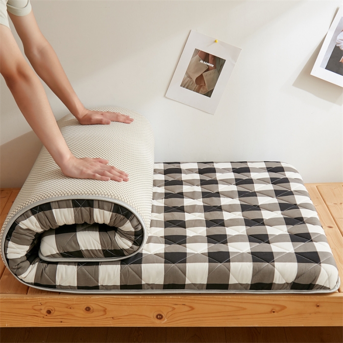 91家纺网 家纺一手货源 找家纺 寐珂 2025新款水洗棉棉花床垫系列-学生款 黑白中格