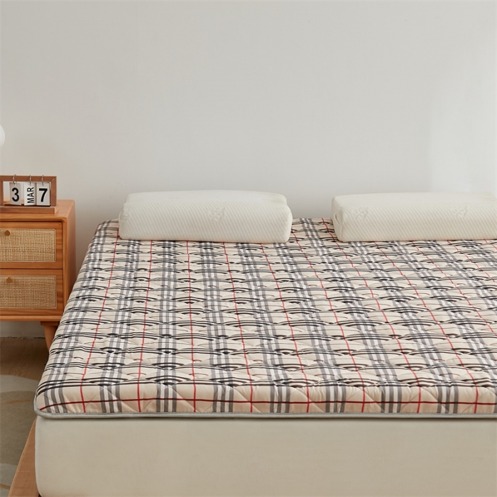 91家纺网 家纺一手货源 找家纺 寐珂 2025新款水洗棉棉花床垫系列-双人床 宝莉小格