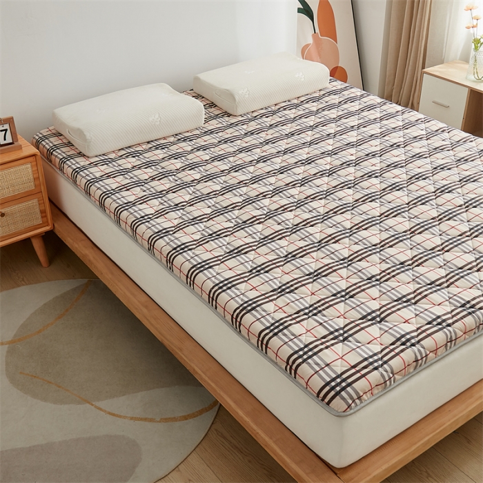 91家纺网 家纺一手货源 找家纺 寐珂 2025新款水洗棉棉花床垫系列-双人床 宝莉小格