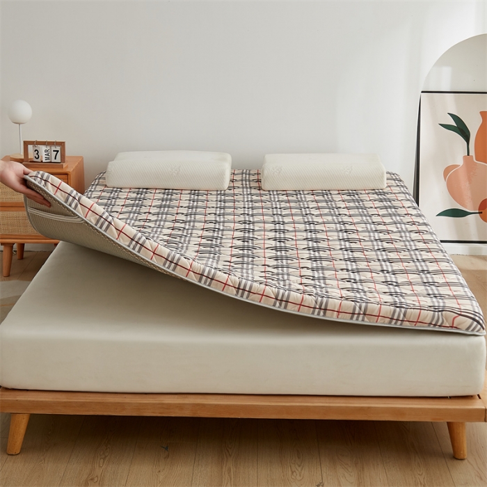 91家纺网 家纺一手货源 找家纺 寐珂 2025新款水洗棉棉花床垫系列-双人床 宝莉小格
