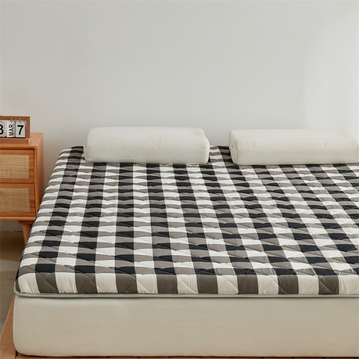 91家纺网 家纺一手货源 找家纺 寐珂 2025新款水洗棉棉花床垫系列-双人床 黑自中格