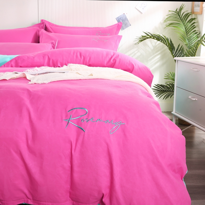 91家纺网 家纺一手货源 找家纺 7V 现货3000套110g加厚磨毛刺绣网红直播四件套     库存数量每个颜色500套 胭脂绿