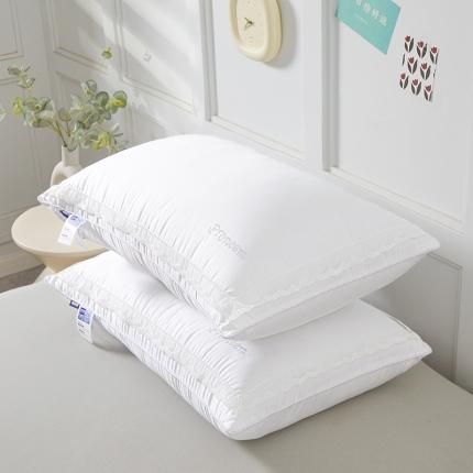 91家纺网 家纺一手货源 找家纺 （总）歌历斯  2023新款滚边烫钻蓬松舒睡玻尿酸纤维亲肤枕