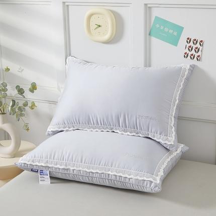 91家纺网 家纺一手货源 找家纺 （总）歌历斯  2023新款滚边烫钻蓬松舒睡玻尿酸纤维亲肤枕