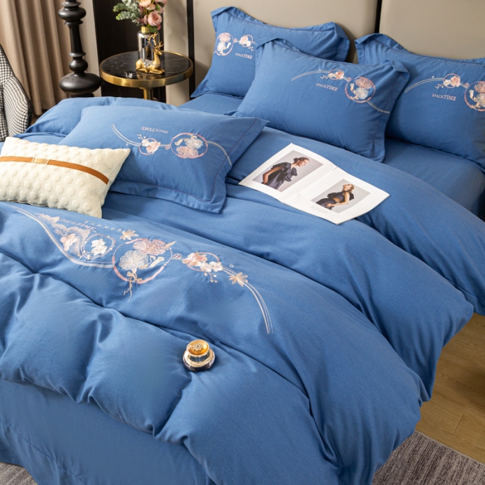 91家纺网 家纺一手货源 找家纺 昊翔2024新款绣花全棉磨毛刺绣工艺款四件套量大优惠花意浓-摩卡蓝