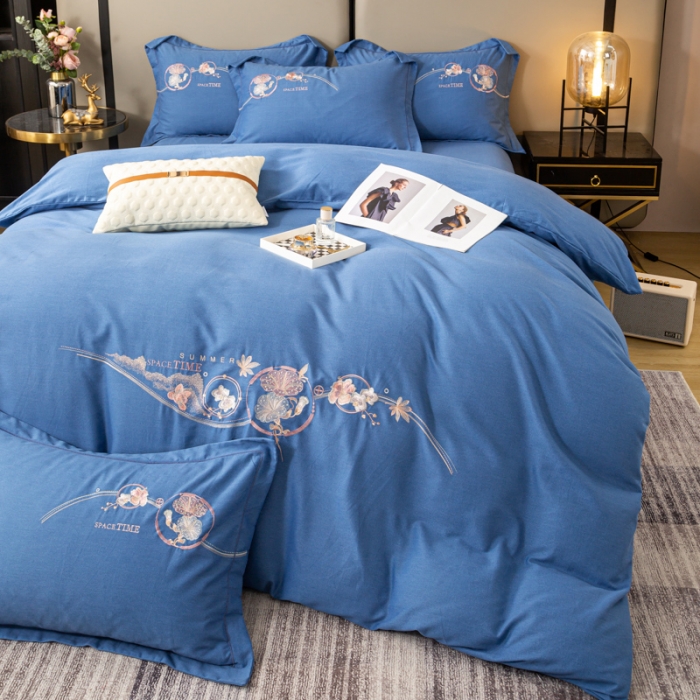 91家纺网 家纺一手货源 找家纺 昊翔2024新款绣花全棉磨毛刺绣工艺款四件套量大优惠花意浓-摩卡蓝