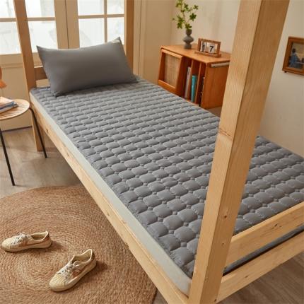 91家纺网 家纺一手货源 找家纺 （总）雯豆2023新款学生宿舍上下铺床护垫软垫子加厚榻榻米防滑床褥子