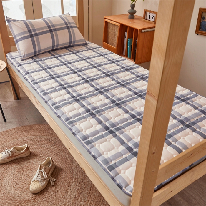 91家纺网 家纺一手货源 找家纺 （总）雯豆2023新款学生宿舍上下铺床护垫软垫子加厚榻榻米防滑床褥子