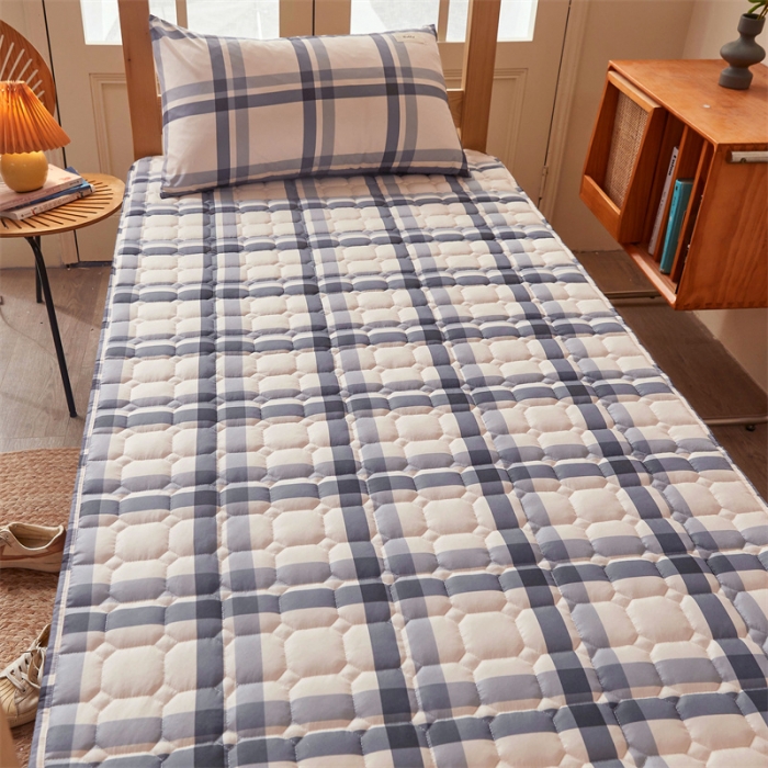 91家纺网 家纺一手货源 找家纺 （总）雯豆2023新款学生宿舍上下铺床护垫软垫子加厚榻榻米防滑床褥子