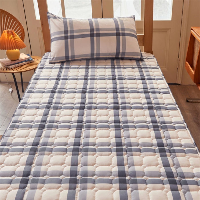 91家纺网 家纺一手货源 找家纺 （总）雯豆2023新款学生宿舍上下铺床护垫软垫子加厚榻榻米防滑床褥子