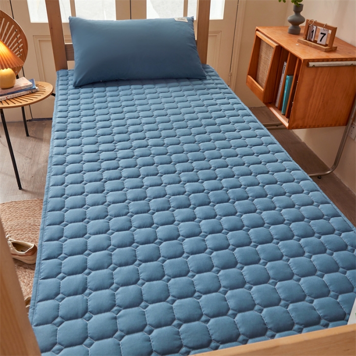 91家纺网 家纺一手货源 找家纺 雯豆学生宿舍上下铺床护垫软垫子加厚榻榻米防滑床褥子 玉米床褥-蓝灰