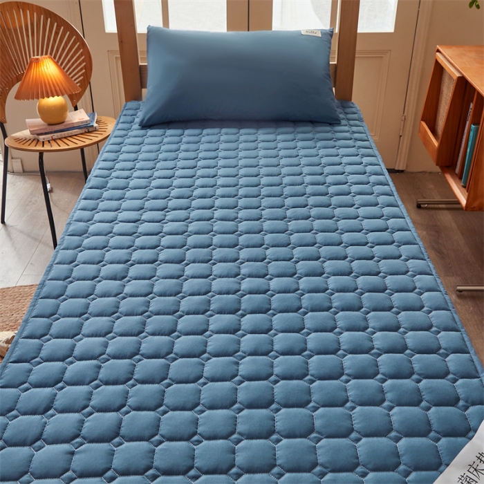 91家纺网 家纺一手货源 找家纺 雯豆学生宿舍上下铺床护垫软垫子加厚榻榻米防滑床褥子 玉米床褥-蓝灰